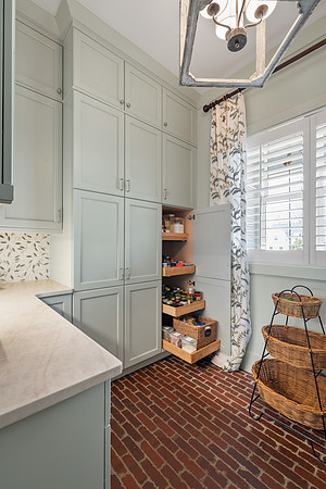 289 Red Gate Pantry_BDP_4073